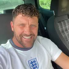 Woman forced to hide under pub stairs before thug boyfriend threw chair at  her face