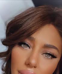 Mi è stato chiesto “Ma tu cancelli le persone dalla tua vita così, senza  ripensamenti?” Si. La risposta è un semplicissimo e freddissimo “Si”.  Perché non ci riesco proprio a convivere con