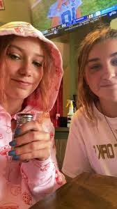 Payton ✌🏼 (@payton.burrell)