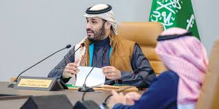 يعمل صندوق الاستثمارات العامة تحت إدارة نخبة من القيادات من أصحاب الكفاءة والاختصاص في مجالات الاقتصاد والطاقة والمال والقانون، ممن يمتلكون خبرة في المشاريع الكبرى؛ بتوجيهٍ حكيمٍ من صاحب السمو الملكي ولي العهد الأمير محمد بن سلمان بن عبد العزيز آل. ÙˆÙ„ÙŠ Ø§Ù„Ø¹Ù‡Ø¯ Ù…Ø¶Ø§Ø¹ÙØ© Ø£ØµÙˆÙ„ ØµÙ†Ø¯ÙˆÙ‚ Ø§Ù„Ø§Ø³ØªØ«Ù…Ø§Ø±Ø§Øª Ø§Ù„Ø¹Ø§Ù…Ø© Ø¥Ù„Ù‰ 4 ØªØ±ÙŠÙ„ÙŠÙˆÙ†Ø§Øª Ø±ÙŠØ§Ù„ Ø¨Ù†Ù‡Ø§ÙŠØ© 2025