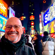 Got his QB's back 🤝 (🎥: Andrew Mason/X)