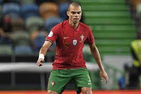 Years go by but pepe never changes. Portugal Pepe De Retour En Selection Goal Com