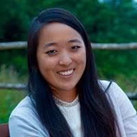 Jasmine Walter's Instagram, Twitter & Facebook