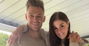 This is the shirt number history of joshua kimmich from fc bayern münchen. Ekt1gnwptmj0um