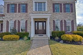 4 Roxy Ct Farmingdale Nj 07727 Mls 21907458 Zillow House Exterior Shingle Exterior House Styles
