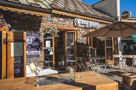 Bar Casa Nostra (Les Deux Alpes) | Ski resort Alps : Les 2 Alpes tourist  office, ski vacations and mountain ski resort stay