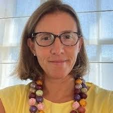 Lauren Steinfeld's Instagram, Twitter & Facebook