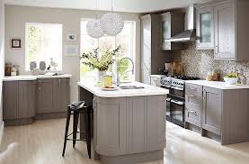 Kingfisher Scene7 Com Is Image Kingfisher Cl Kitchen Carisbrooketaupe Roomset1 Crop 0 0 4723 3115 Anchor 2361 155 Taupe Kitchen Kitchen Fittings Curved Kitchen