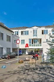 Von hier aus können sie ihre besichtigungstour, zum beispiel zur bundeskunsthalle oder dem haus der geschichte bonn starten, ohne sich um die lästige suche nach einem passenden parkplatz. Schwerpunktreha In Bonn Anfahrt Parken Schwerpunktreha In Bonn