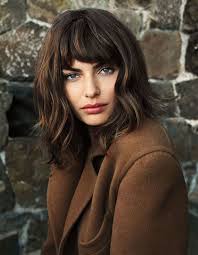 Le carré plongeant sous toutes ses formes. Coupe Carre Plongeant Long 50 Des Plus Belles Coiffures Tendance 2019 En Photos Carre Plongeant Frange Courte Carre Plongeant Court Belle Coiffure