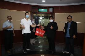 We are malaysia chemical supplier with widest range of products available. Mbsa Auf Twitter Weloveshahalam Terima Kasih Diucapkan Kepada Malayan Adhesives And Chemicals Sdn Bhd Yang Telah Menyumbangkan Formalin Untuk Kegunaan Disinfeksi Sebanyak 200kg Face Mask Sebanyak 2 Kotak Dan 2kg Hand Sanitizer