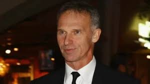 Legenda hoki Czech, Dominic Hasek, kata bekas presiden Rusia mengancam nak  bunuh dia : r/hockey