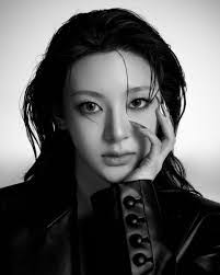 Wendy Tung's Instagram, Twitter & Facebook