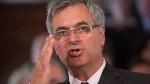 PQ blasted for closing nuclear reactor