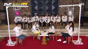 Di tiap episodenya mereka harus menyelesaikan misi di area. Running Man Season 2020 Episode 532