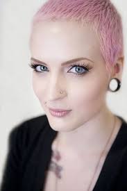 Short hairstyles for women are styled haircuts that fall between a pixie and a here are pictures of this year's best haircuts and hairstyles for women with short hair. Thick Hair Styles Very Short Haircuts Short Hair Styles
