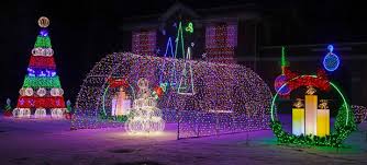 One million lights for one hundred years! GE celebrated 100 years of holiday  lights with a beautiful display of more than a million lights at Nela Park.  More: l.cleveland.comprxaio Photos: David Petkiewicz,