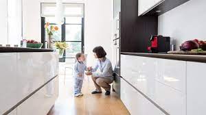 American health officials started distributing moderna's vaccine this week after it became the second to be cleared for. Sleek Italian Kitchens Cross The Pond Wsj