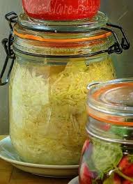 Comment Fermenter La Choucroute Ni Cru Ni Cuit Aliments Fermentes Chou Pour Choucroute Choucroute