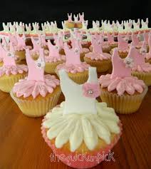 Quick Easy Fondant Cupcake Toppers Google Search Ballet Cakes Ballerina Cupcakes Dance Cakes