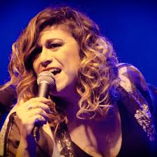 Gracias Romi Simon Gómez por compartir con tanto cariño tu espacio de radio  (https://www.facebook.com/entreartesradio/) desde Valparaíso mi disco  Demasiado corazón ♥️ 👇Pueden escuchar el programa aquí 👇