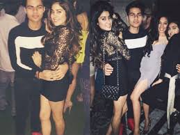Jhanvi kapoor's height is 5ft4 inch approx. Sridevi Upset With Jhanvi Kapoor Affair Sridevi On Her Daughter Affair Sridevi Jhanvi Kapoor Sridevi Daughter Jhanvi Boyfriend Filmibeat