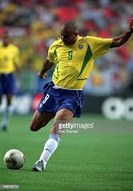Football 2002 Fifa World Cup Finals Group C Ulsan South Korea 3rd June 2002 Brazil 2 V Turkey 1 Brazil S Ronaldo Prepares To World Cup Ronaldo World Cup Final