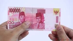 Perlambang anda mendapatkan kebaikan dalam hal rejeki, misalnya keuangan lancar, sukses dalam karier maupun bisnis. Kode Alam Nemu Uang Kertas Menurut Buku Erek Erek 2d 3d 4d
