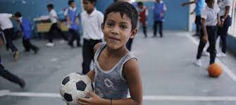 La condición jurídica de niño es algo que puede determinar la legislación de cada estado, no obstante suele para efectos civiles patrimoniales adquirir de forma irrevocable los derechos patrimoniales desde el nacimiento. Uno De Cada Tres Ninos En Venezuela Necesita Ayuda Humanitaria Noticias Onu