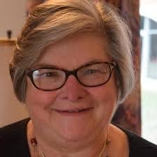 Mary Matheus's Instagram, Twitter & Facebook