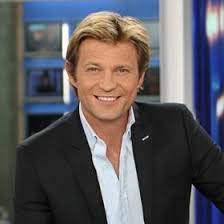 Sa biographie, son actualité, ses photos et vidéos. Laurent Delahousse Actu Photos Et Biographie Puremedias