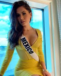 Miss mexico is seen sharing her excitement as she wins the title. Hfrhjqmbhp76nm