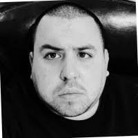 Eric Chavira's Instagram, Twitter & Facebook