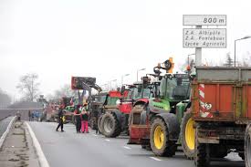 Colère des agriculteurs : ces crises agricoles qui ont secoué la France depuis les années 1950 | Actu