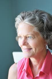 Valerie Elliott's Instagram, Twitter & Facebook