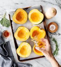 Maple Roasted Acorn Squash Recipe Winter Squash Recipes Acorn Squash Squash Recipes