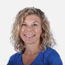 Sports nutrition programs at the high school level are essentially non  existent. With 20+ years of experience in collegiate, professional and high  school sports, Allison Maurer is