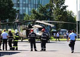 Elicopterul era manevrat de un pilot american, pentru că aparatul aparține forțelor armate ale sua. Ofbw9o20gtcmxm