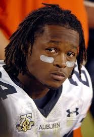 Jonathan Wilhite's Instagram, Twitter & Facebook