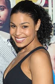 If you prefer a step up in the fashion game, style this haircut with hair colour as you wish, and you can easily enhance the entire simple haircut to the next level. 45 Hairstyles For Round Faces Best Haircuts For Round Face Shape