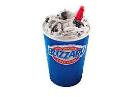 Delicious creamy dq® soft serve nestled between sweet banana slices and covered in luscious strawberry, pineapple, chocolatey and whipped toppings. Dairy Queen Blizzards That Won T Derail Your Weight Loss Plan Eat This Not That