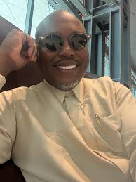 One of my absolute favorite airports in the world? @hiaqatar ✈️✨ And  nothing compares to the Al Safwa First Lounge experience. Perched