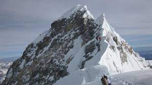 It is difficult enough to have killed many climbers in horrible falls and deep crevasses. Dreaming Of Climbing Mount Everest This Is What It Takes Cnn