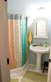 Pin By Arquitrecos Blog On Banheiros Corner Shower Trendy Bathroom Small Bathroom