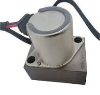 Hydraulic Main Pump Solenoid Valve 702-21-57400 for Komatsu PC200-7 PC200-8  Excavators
