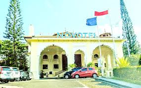 Jalur kereta yang terelektrifikasi tersebut terus digunakan dan diperluas sejak kemerdekan indonesia dan. Visual Diary