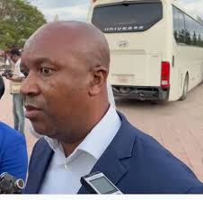 Ayiti/ Kolektivite : Se pa chanje katèl meri yo kap rezoud pwoblèm nan  dapre majistra Denoil Antenor. Vis prezidan FENAMH ( Fédération Nationale  des Maires D'Haïti) majistra Denoil Antenor kalifye de demagoji