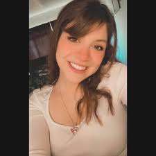 Sarah Ellen Wallace (@saarwallace_) • Threads, Say more