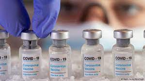 Le projet de vaccin utilisant le vecteur rougeole ayant été abandonné en janvier 2021. Coronavirus Eu Regulator Set To Approve Vaccine By Christmas Coronavirus And Covid 19 Latest News About Covid 19 Dw 15 12 2020