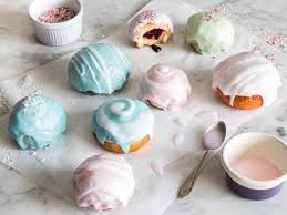 Krapfen In Pastell Bunte Berliner Mit Zuckerglasur Ausgebackenes Zuckerguss Murbeteig Rezept Kekse